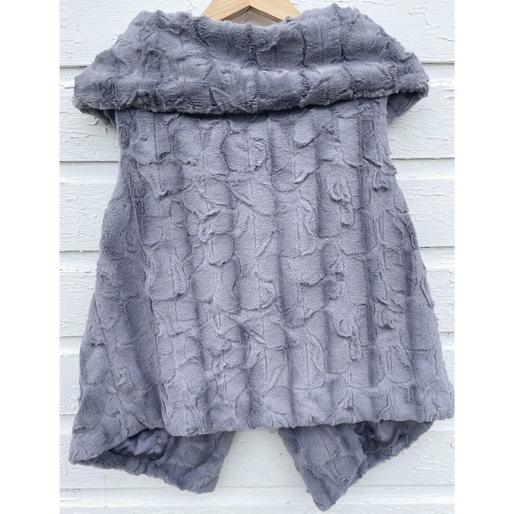 CHI BY CARLOS FALCHI VEST Sz Small GRAY FAUX FUR DRAPED OPEN FRONT - Picture 5 of 5